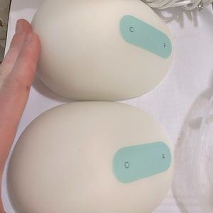 Willow 3.0 pump with accessories .